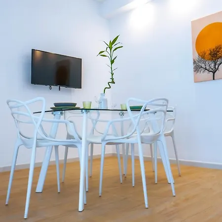 Rossani Suites&aparts Apartament