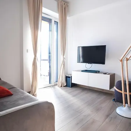 Rossani Suites&aparts דירה